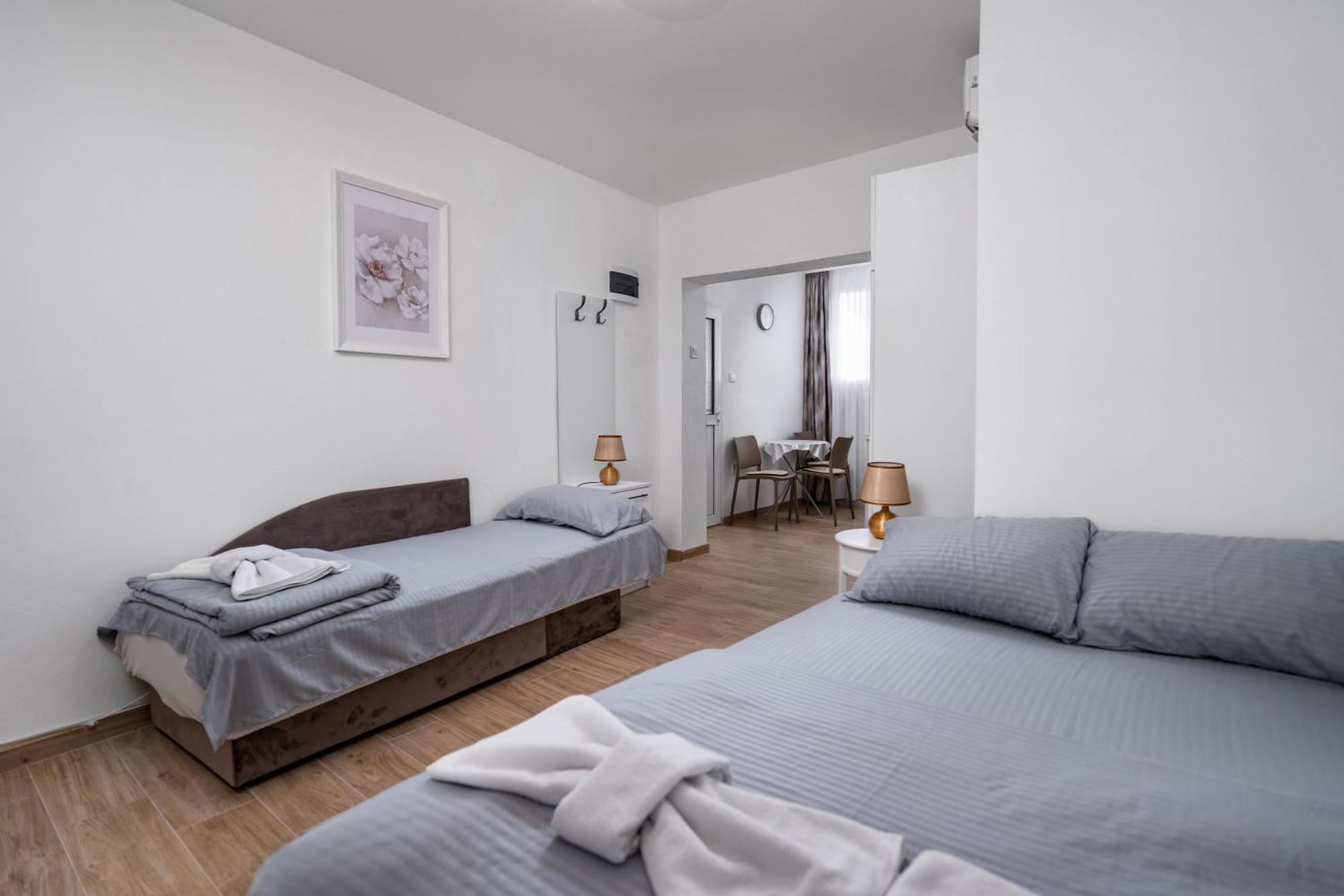 Apartmani Kaan Podgorica Esterno foto