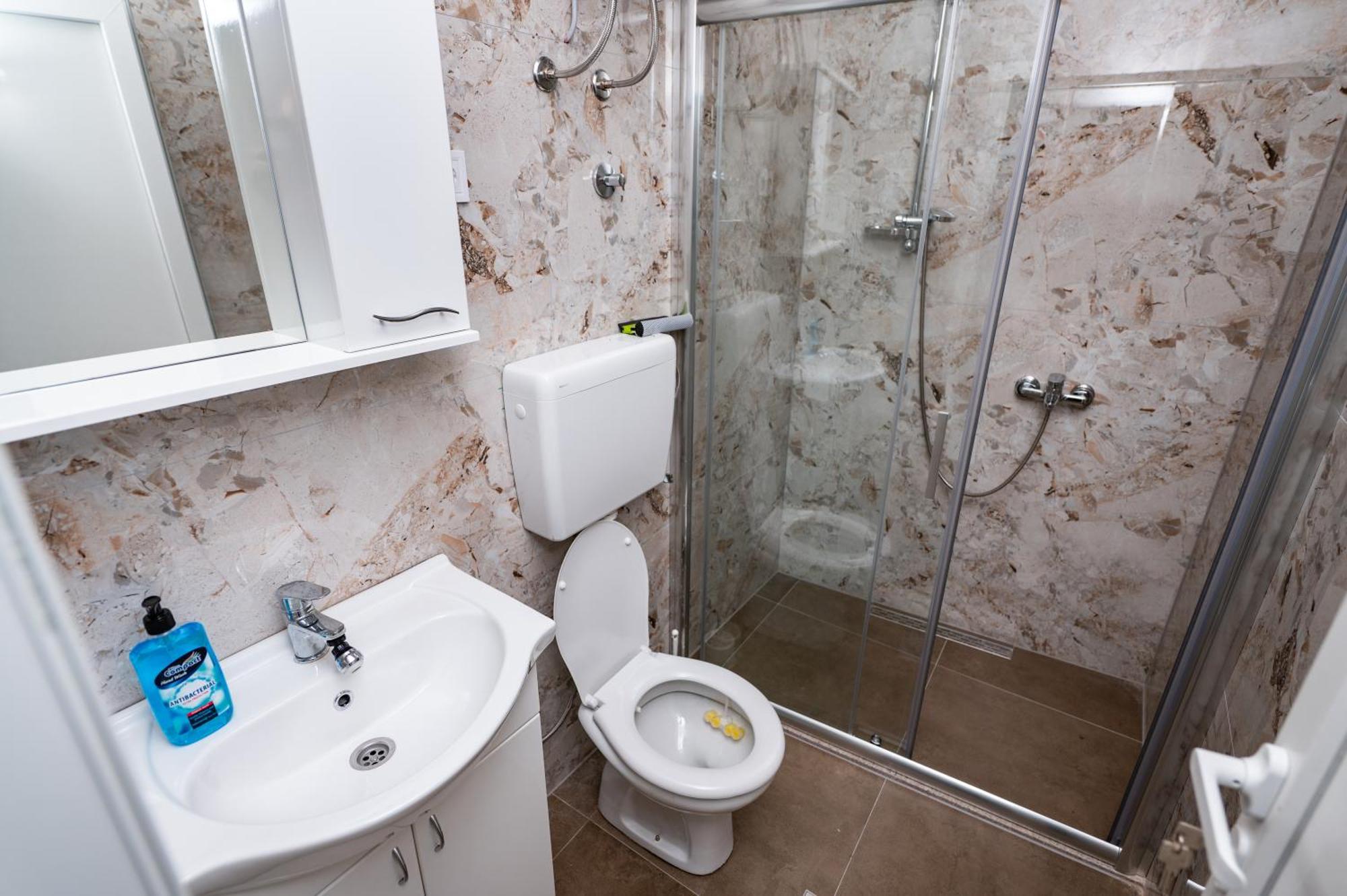 Apartmani Kaan Podgorica Esterno foto