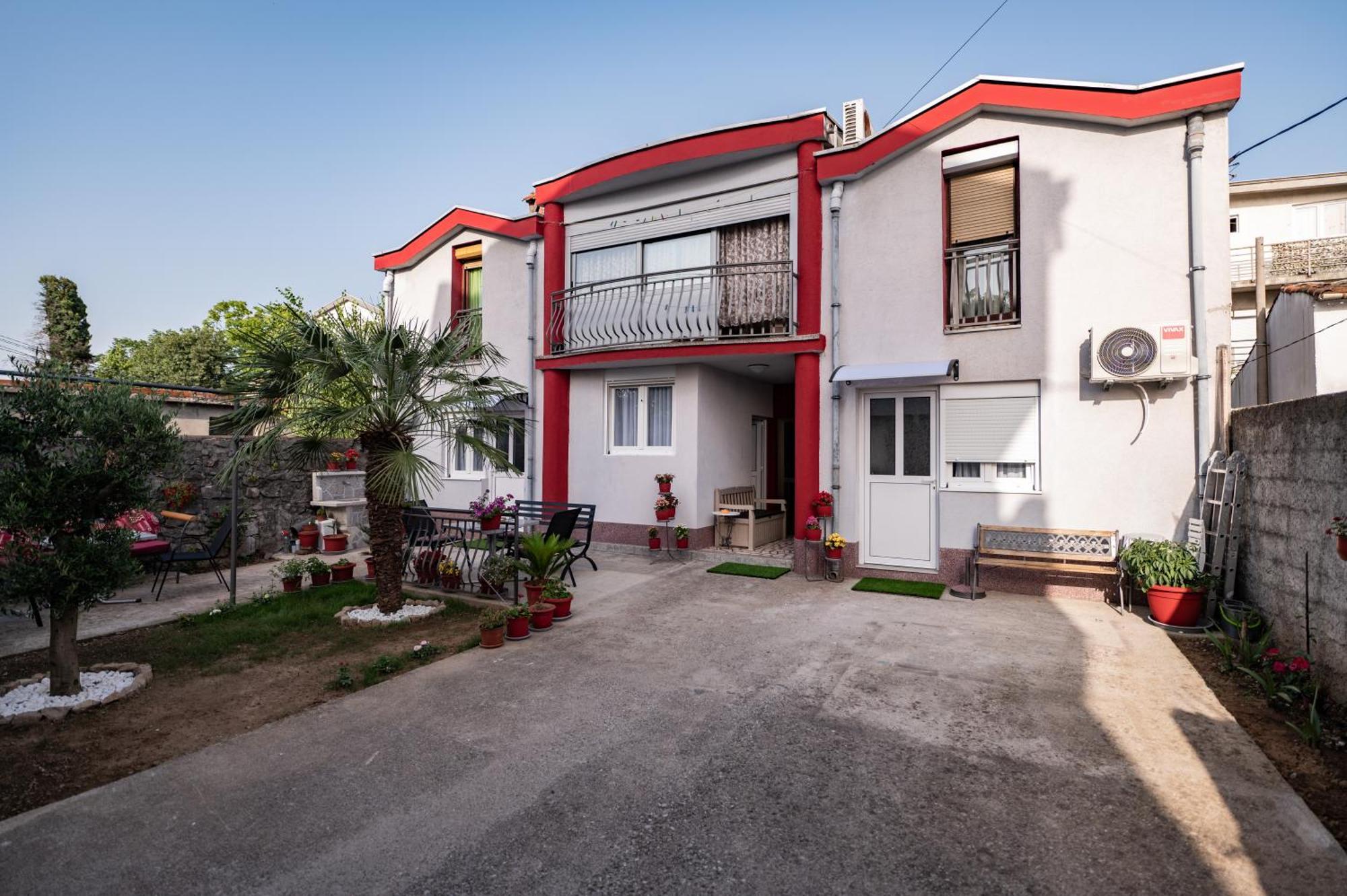 Apartmani Kaan Podgorica Esterno foto